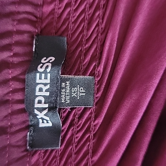 Express  0ff Shoulder  Long Sleeve top/ XS - Picture 3 of 9